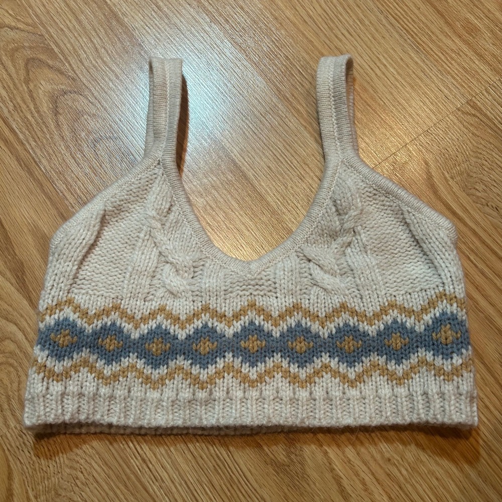 Sage & Oak Young Contemporary Fair Isle Cable Knit Crop Top Cream Blue Mustard M
